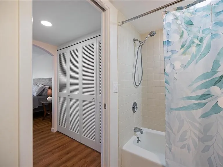822 Capri Isles Blvd #107 — Photo 37