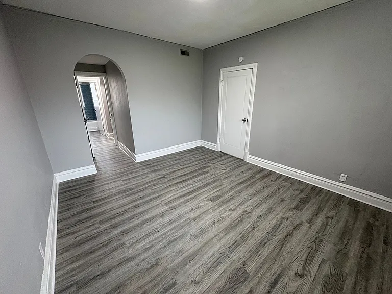 5345 Cabanne Ave — Photo 13