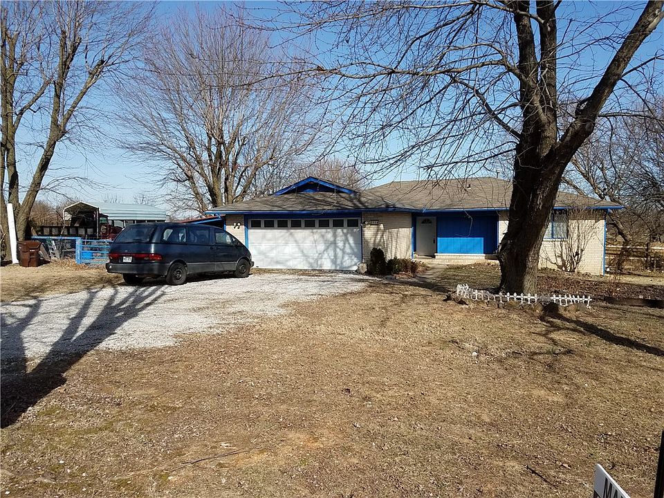 1st image of 2114 W Ladelle Ave