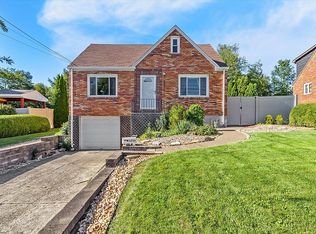 3236 Elderwood Dr, Bethel Park, PA