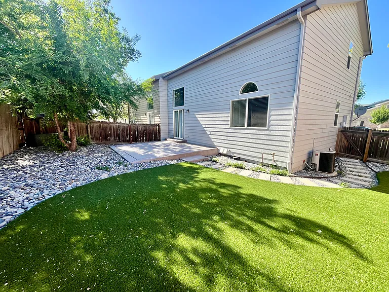 340 W 114th Pl — Photo 17