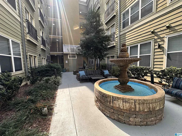 2020 5th Ave S #340 — Photo 33