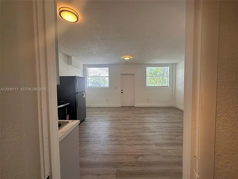 50 NW 79th St #6 — Photo 15