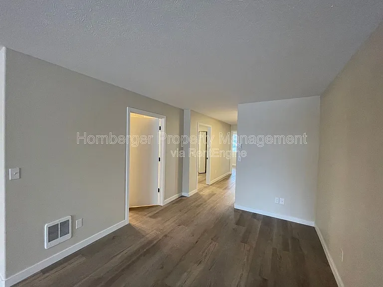 1605 E Hartson Ave #2 — Photo 13