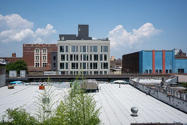 Rented by Compass | media 17