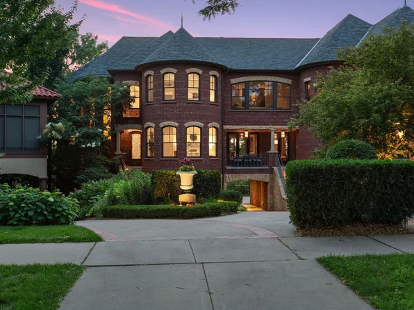 1650 Kenwood Pkwy, Minneapolis, MN 55405