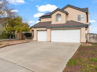 14080 Rogers Ln, Victorville, CA 92392