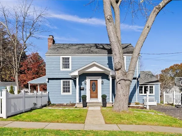 20 Westbrook Road, West Hartford, CT 06107