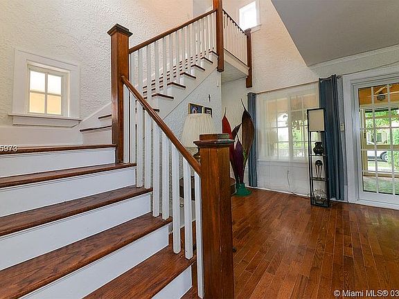 4th image of 1147 Sorolla Ave #1147