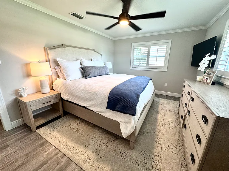 13926 Sunset Dr — Photo 11
