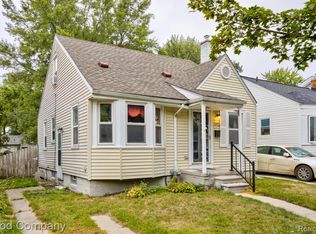 545 E Maplehurst St, Ferndale, MI 48220