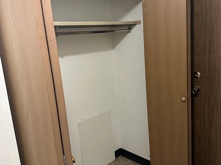 Park Place West Apartments — Photo 17