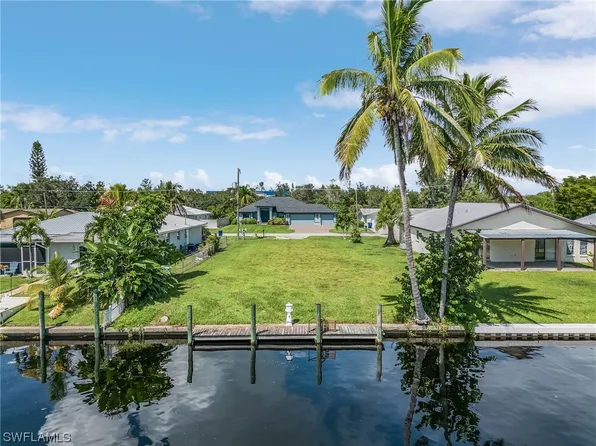 2248 Santiago Ave, Fort Myers, FL 33905