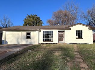 6208 Harmony Ln, Dallas, TX 75241