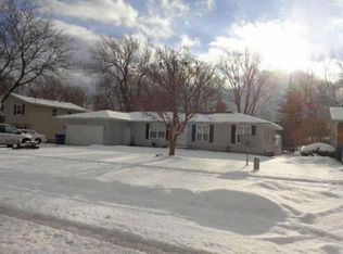 40 Paddington Dr, Rochester, NY 14624