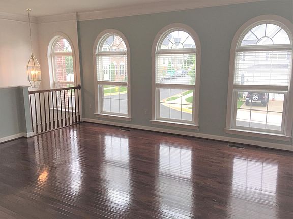 2nd image of 6003 Popes Creek Pl