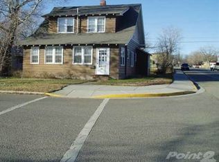 723 1st St E, Roundup, MT 59072