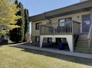 S8170 Kilpatrick Point Dr #28, Merrimac, WI 53561