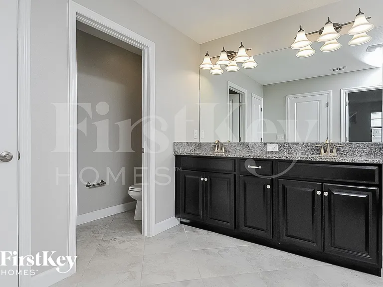 9823 Ivory Dr — Photo 8