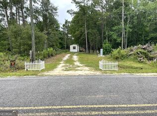 245 Meadowbrook Ln, Douglas, GA 31533