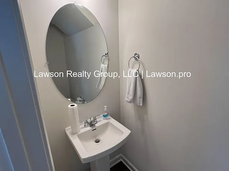 149 Shenandoah Ave — Photo 16