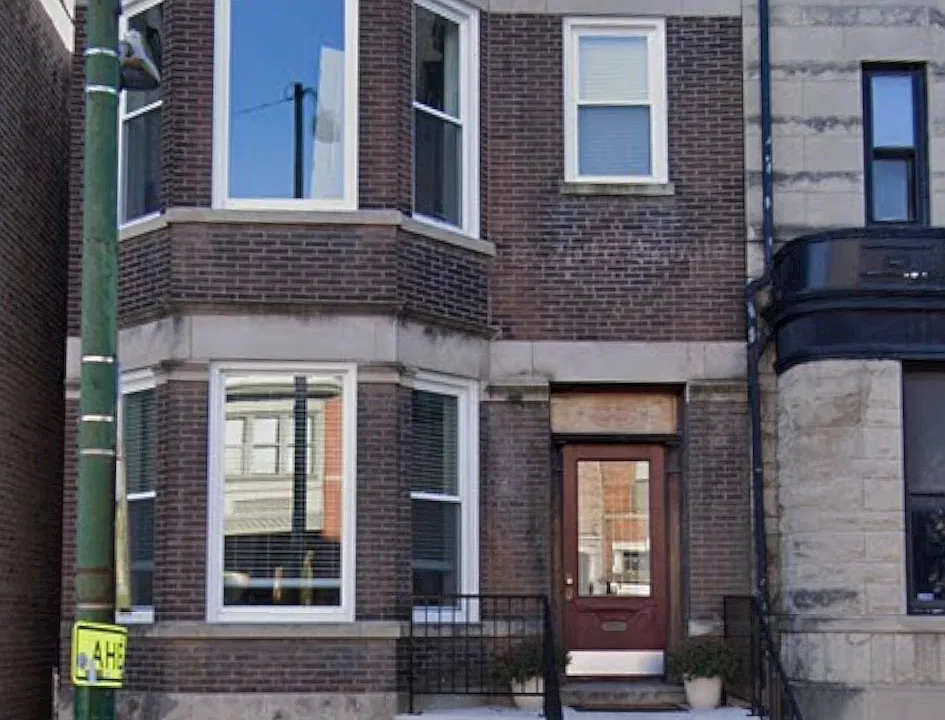 909 W Addison St #1