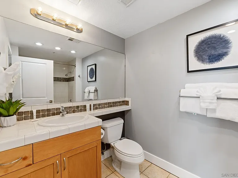 850 Beech St #511 — Photo 24