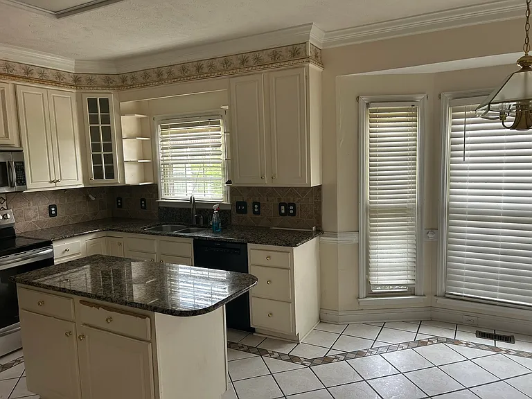 209 Saint Thomas Rd — Photo 23