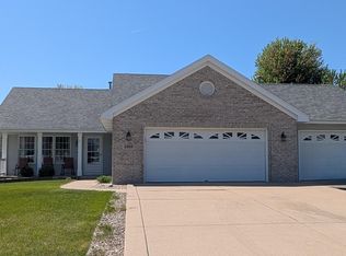 4969 Creekway Pl, Machesney Park, IL