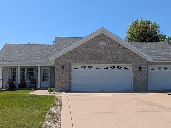 4969 Creekway Pl, Machesney Park, IL 61115