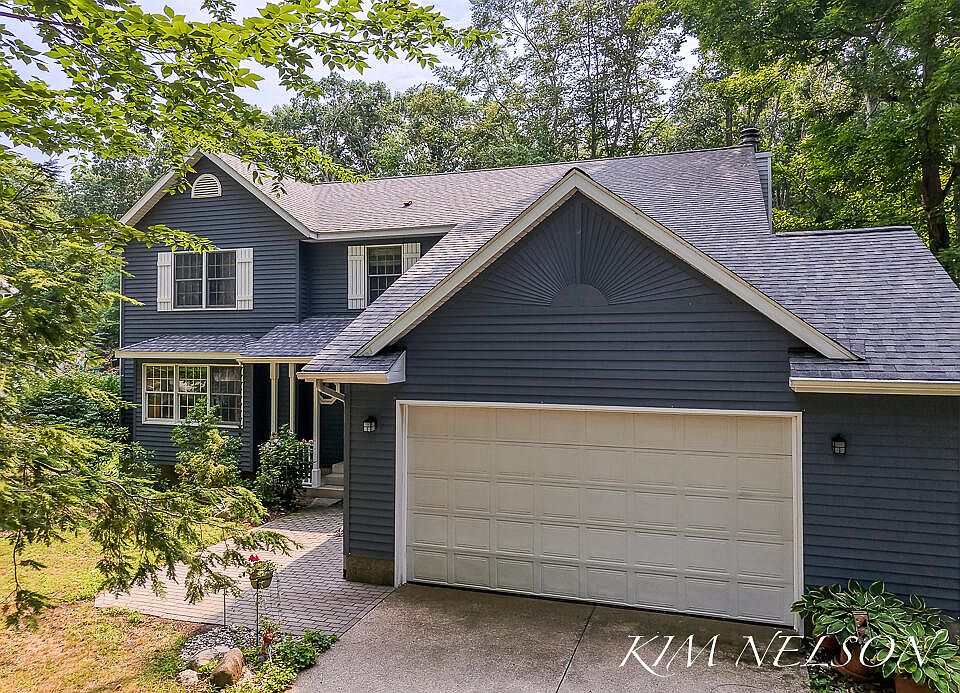 1st image of 4677 Doug Dr