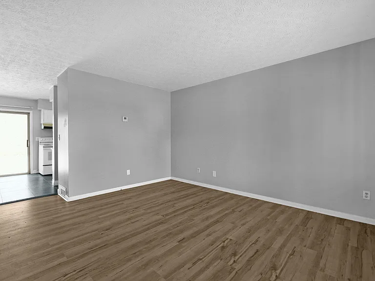 1882 Billingsley Rd #1882 — Photo 8