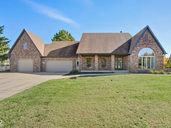335 Concord Dr E, Danville, IN 46122