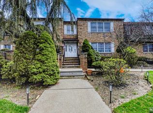 70 Harristown Rd APT 5, Fair Lawn, NJ 07410