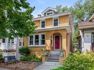 1025 S Elmwood Ave, Oak Park, IL 60304