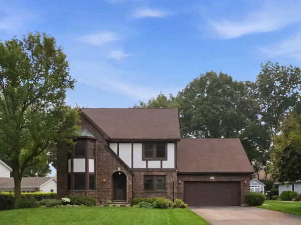 243 N Delany Rd, Gurnee, IL 60031