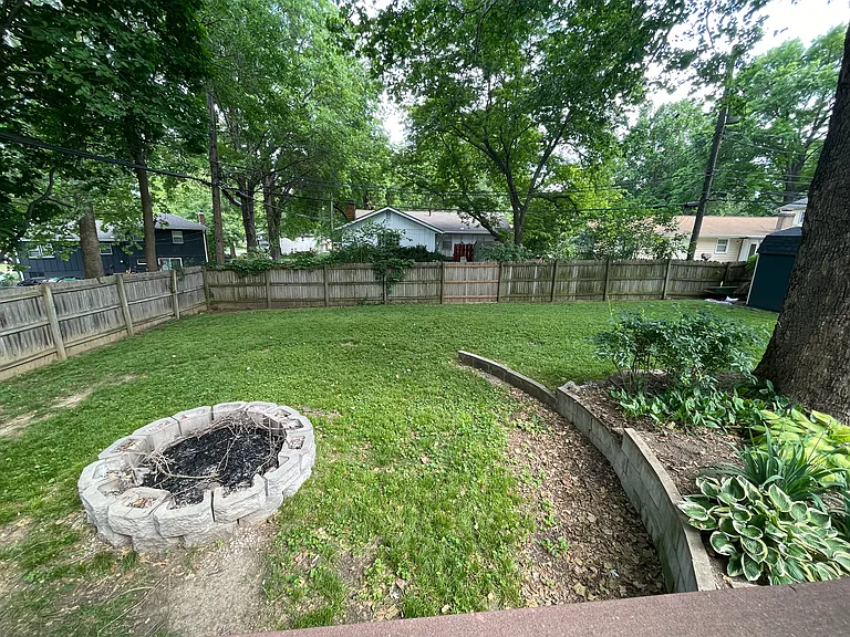9401 Knox Dr — Photo 13