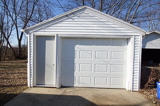 5th image of 3955 Brumbaugh Blvd