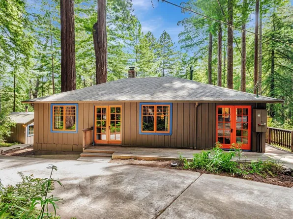855 Dearborn Park Rd, Pescadero, CA 94060