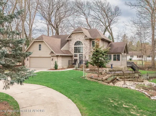 1455 Ivywood Dr, Okemos, MI 48864
