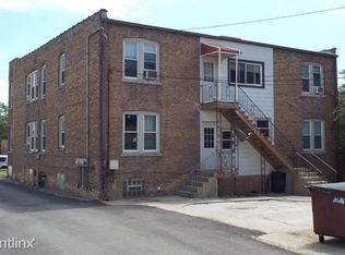 18222 Burnham Ave, Lansing, IL 60438