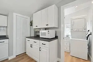 3 Riverside Dr — Photo 9