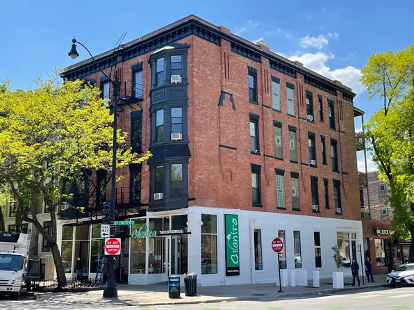 2256 N Orchard St APT 1D, Chicago, IL 60614