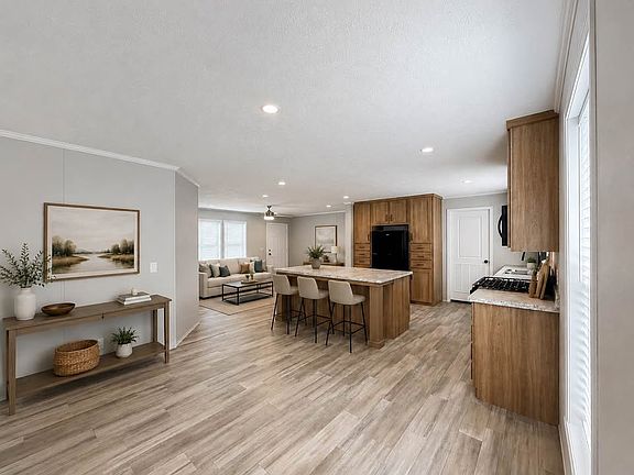 3rd image of 29800 Guilford Cir #114