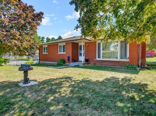 2 Argyle Cres, Prince Edward County, ON K0K 2T0