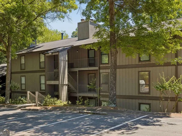 106 Cedar Ct SE, Marietta, GA 30067