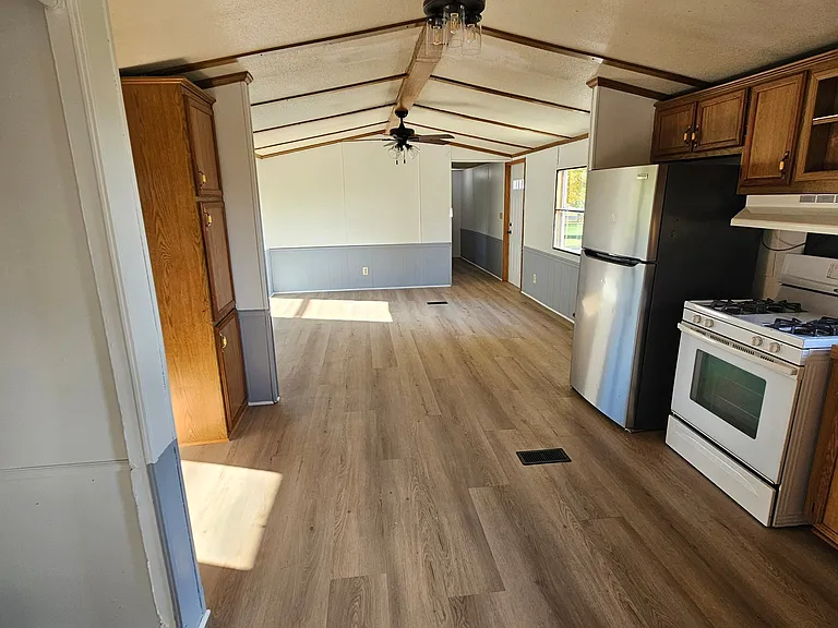 5644 Jackson Hwy — Photo 2