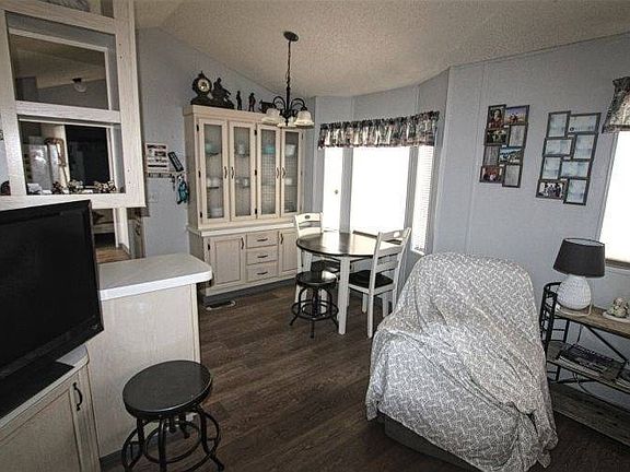 4th image of 1703 N Thornton Rd #176