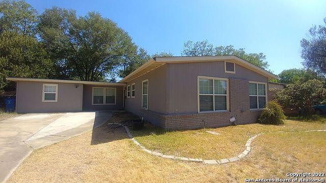 1st image of 223 Brettonwood Dr