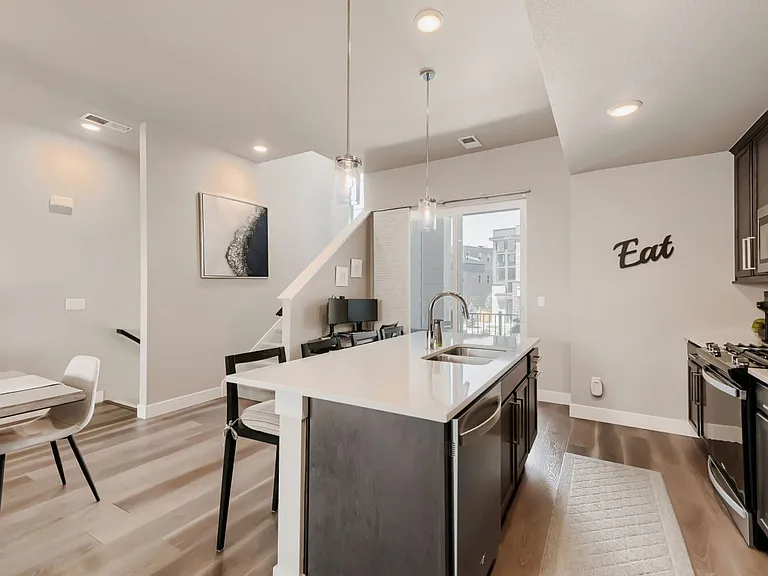 9860 E 62nd Ave — Photo 24